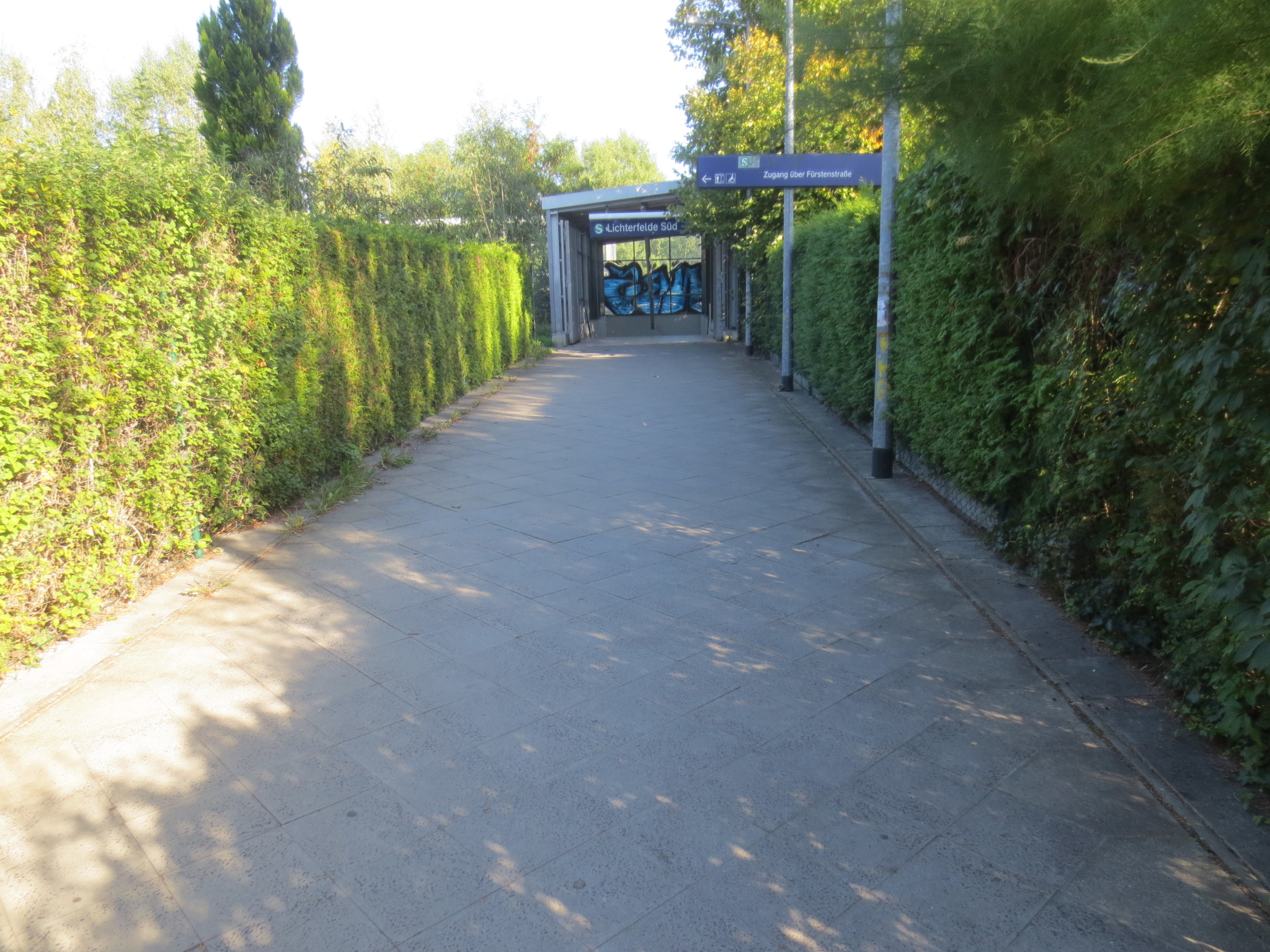 0913 34 Zugang S Bahn